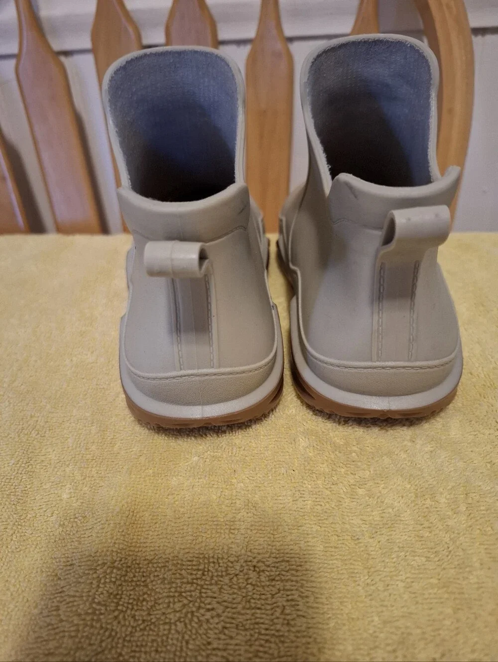 Weimuta cream color